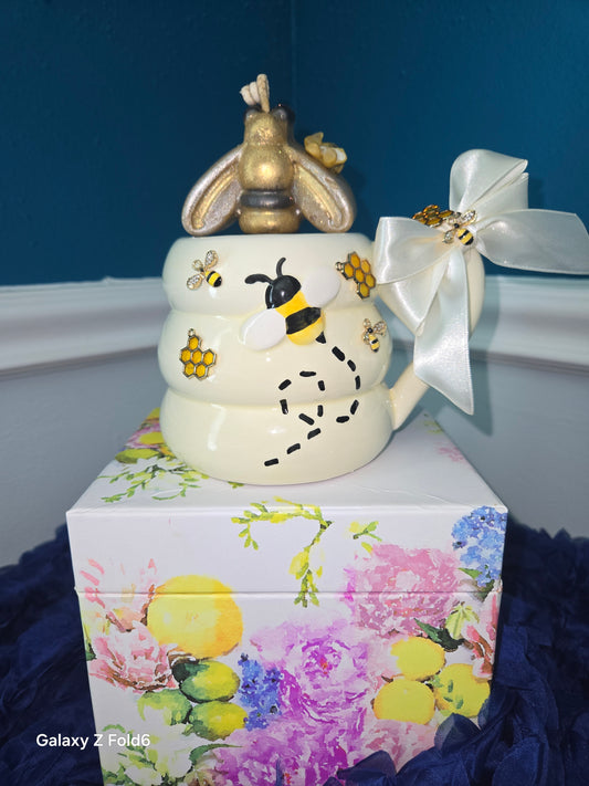 "Bee’s Enchanted Chalice"-Candle