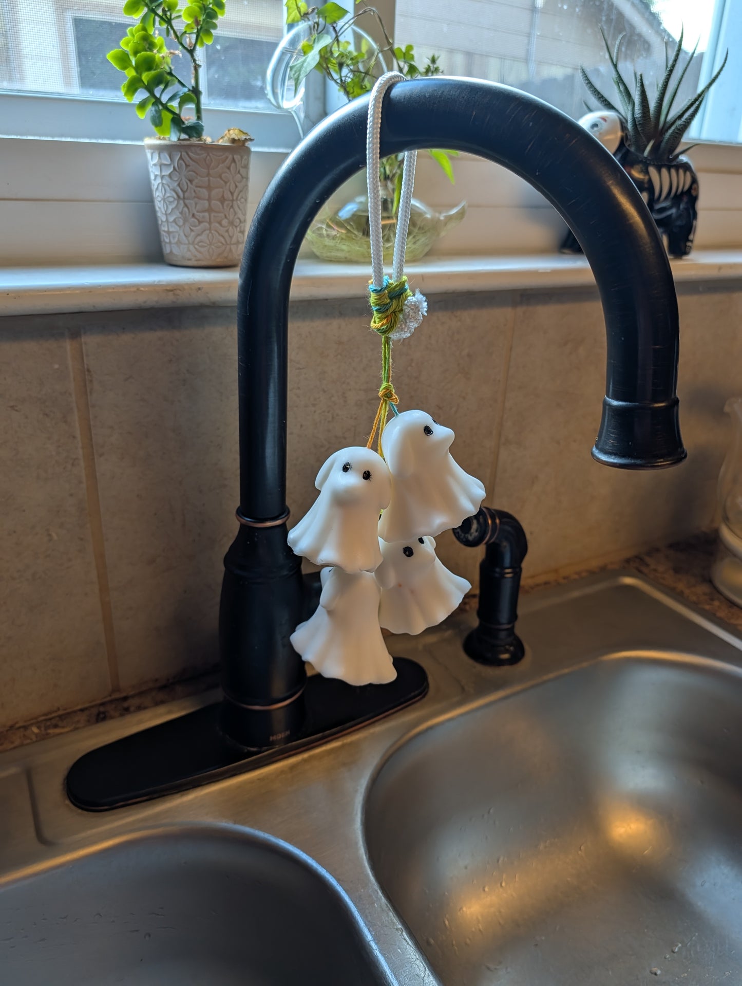 Cat & Dog Ghost Grapevine Hand Soap