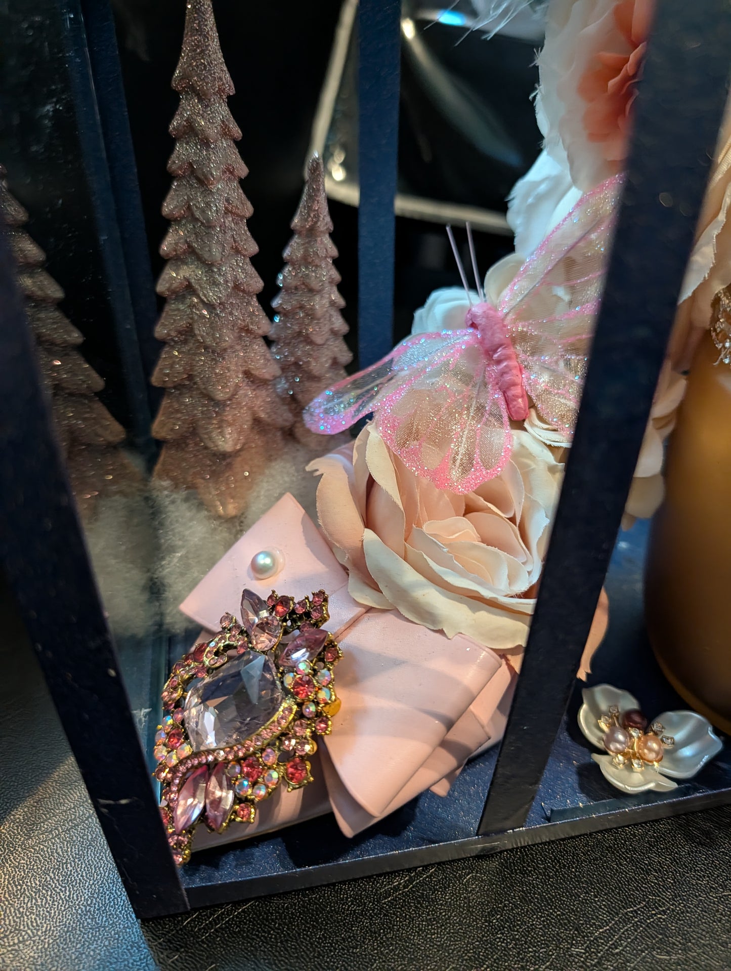 Peacock color-toned cage & Soaps