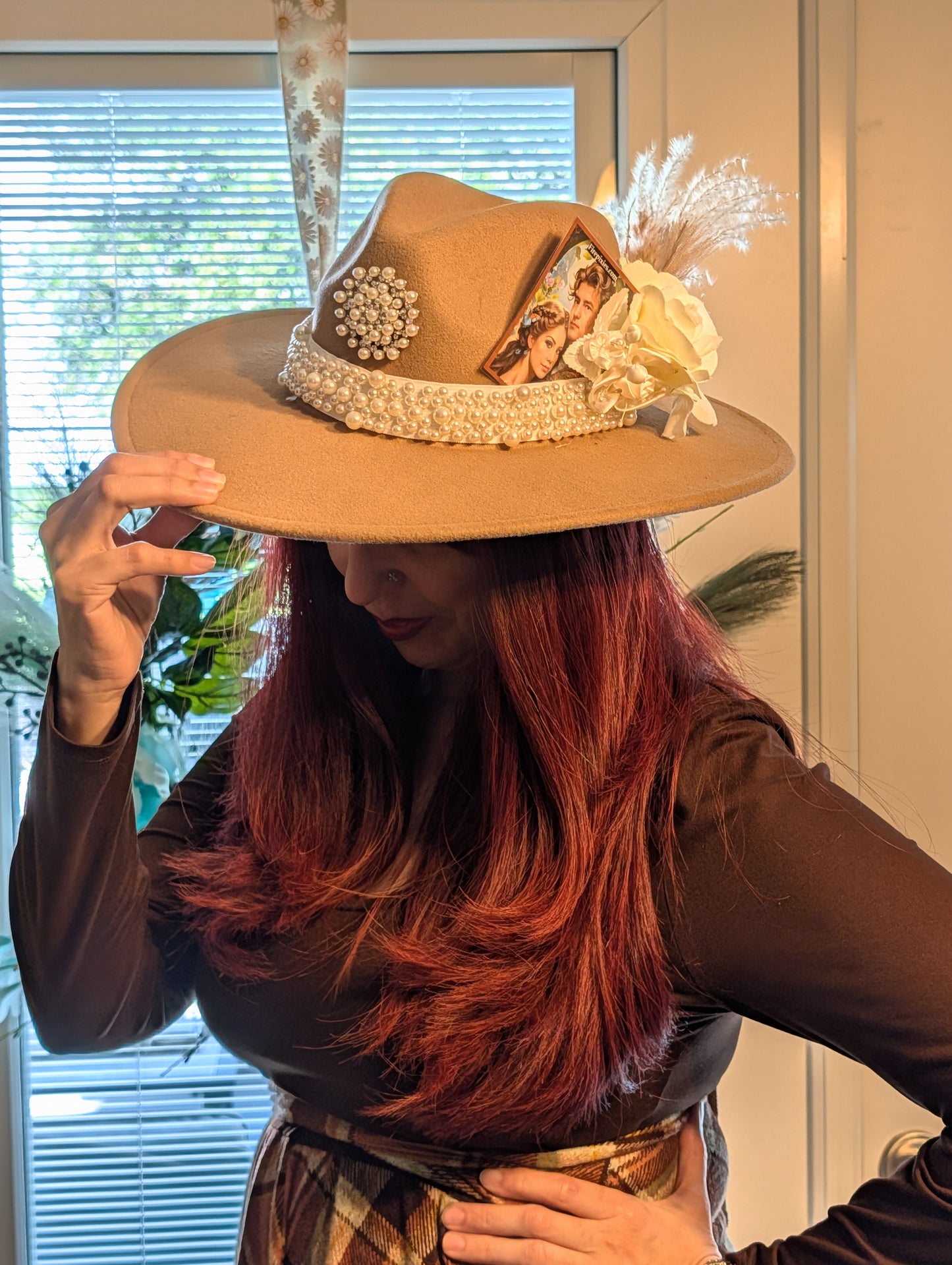 Pearl Fedora Hat – Tan Flat Brim